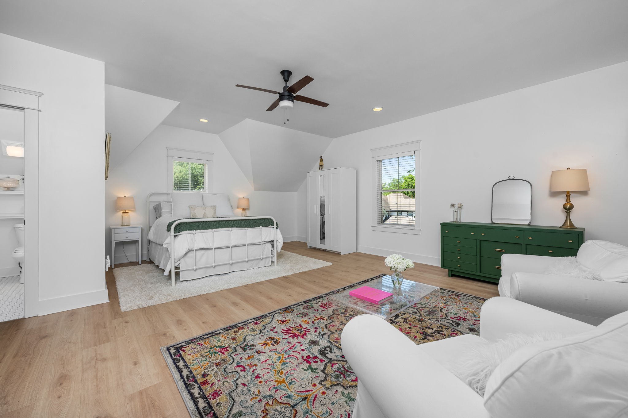 120 Cheekwood Ter