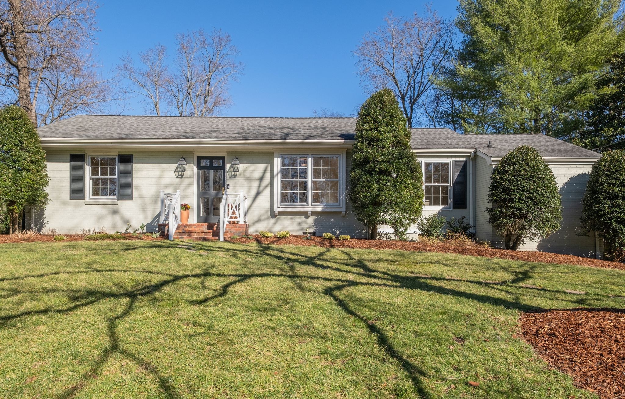 4000 Skyline Dr