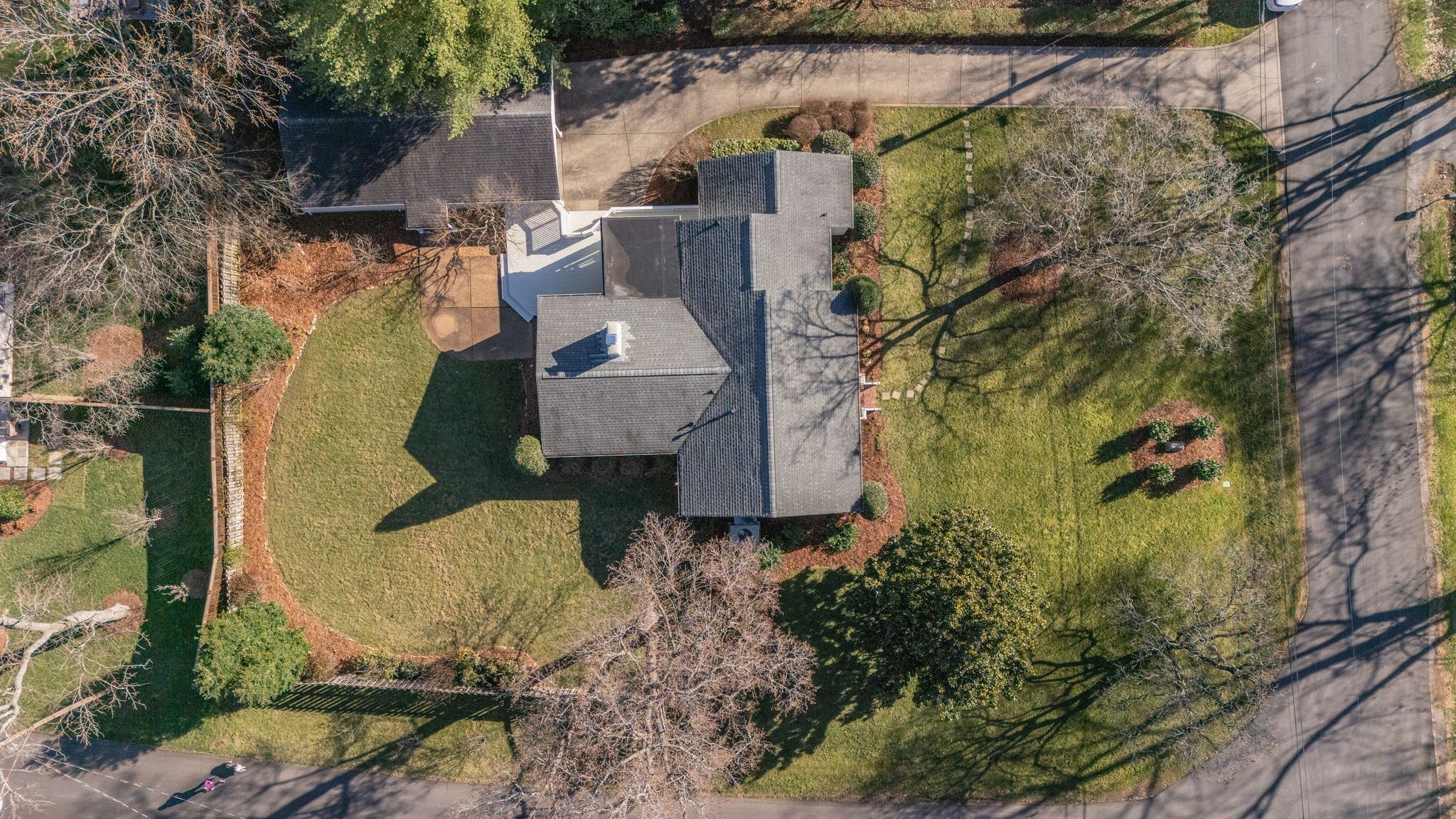 4000 Skyline Dr