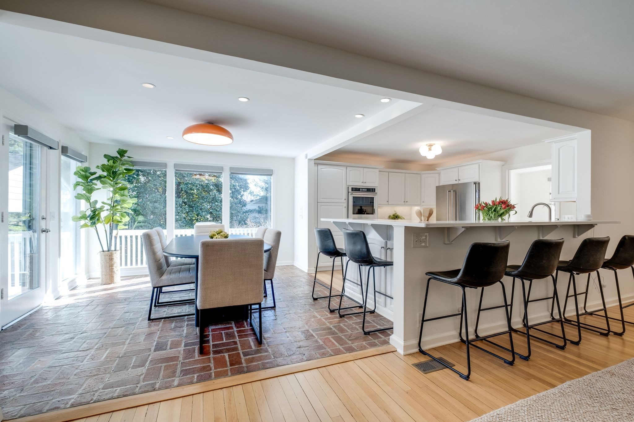4000 Skyline Dr