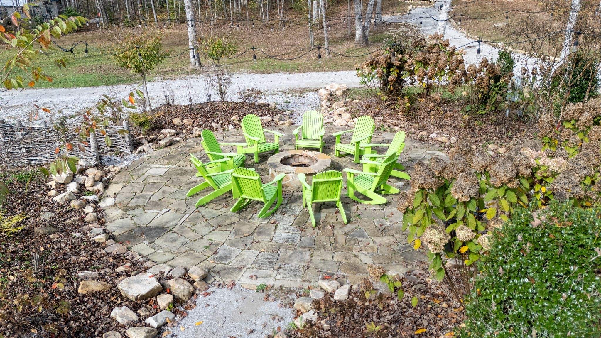 672 Waters Edge Way