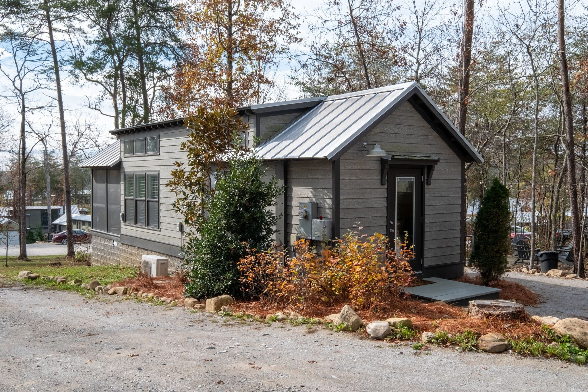 672 Waters Edge Way