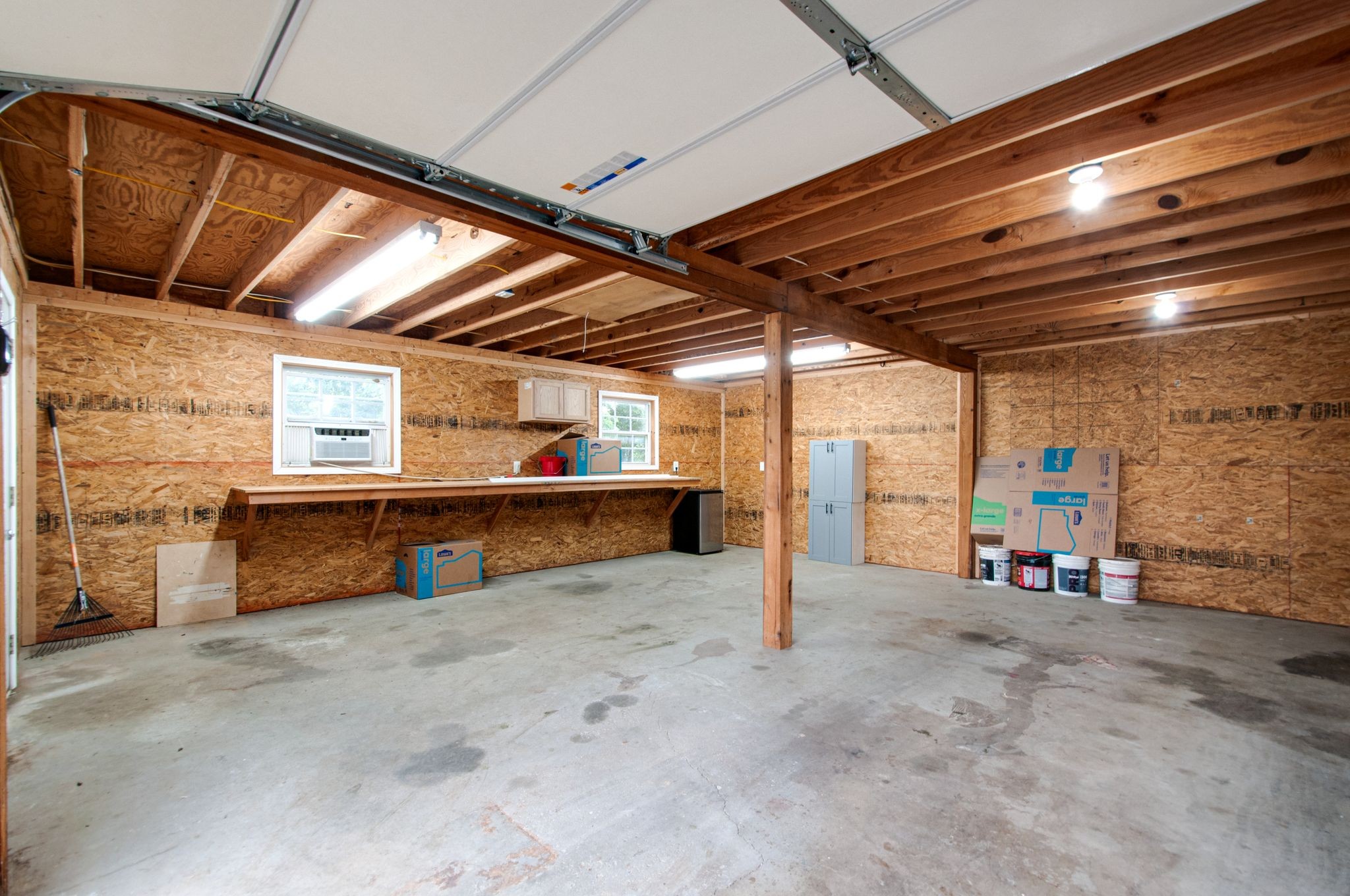 2917 Leatherwood Dr