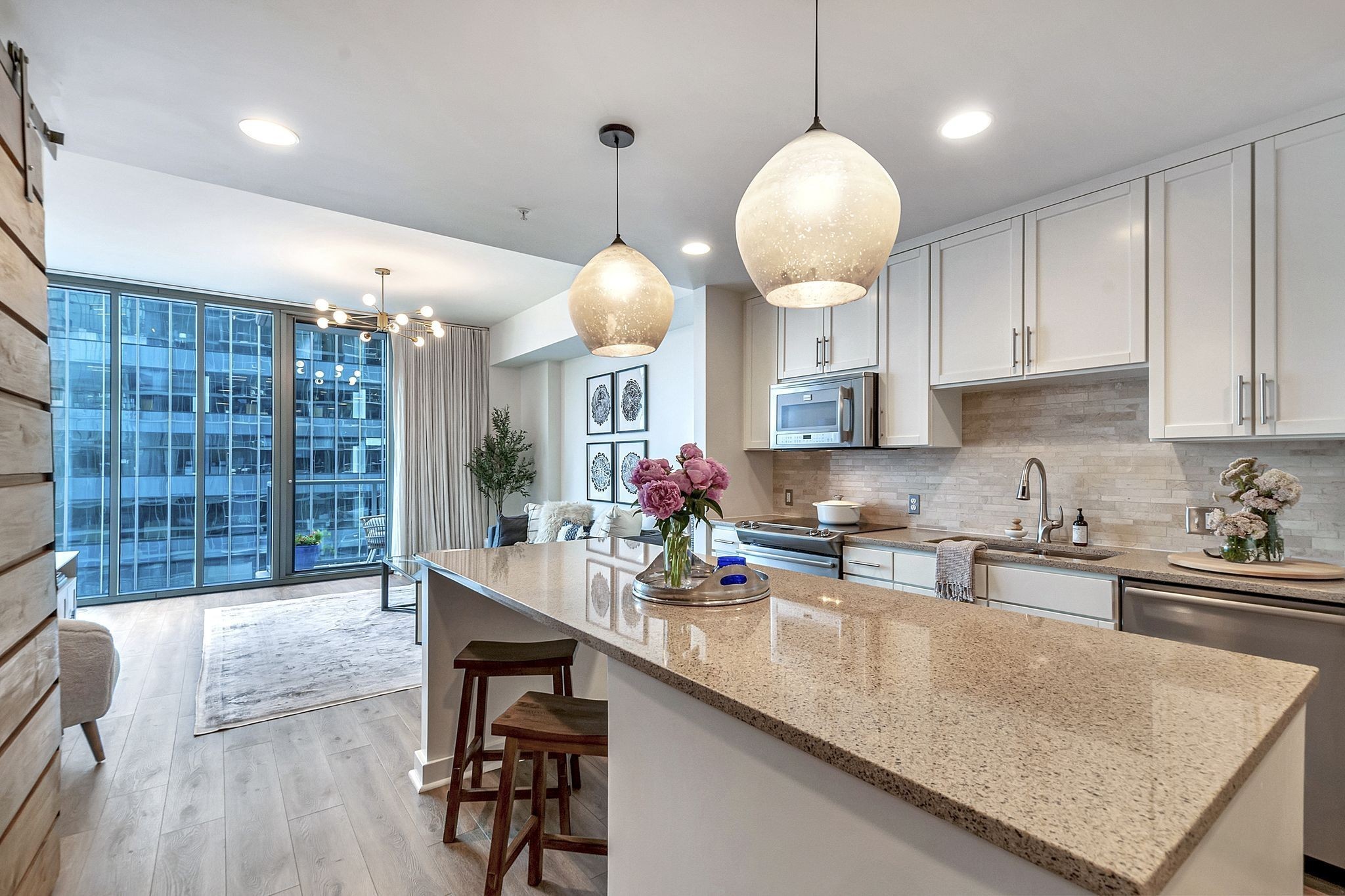 1212 Laurel St Unit: 914