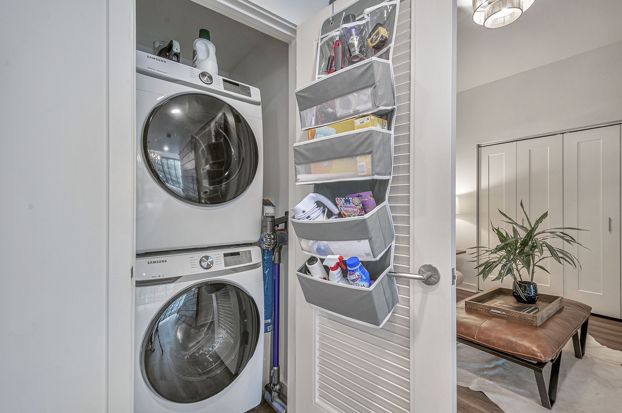 1212 Laurel St Unit: 914