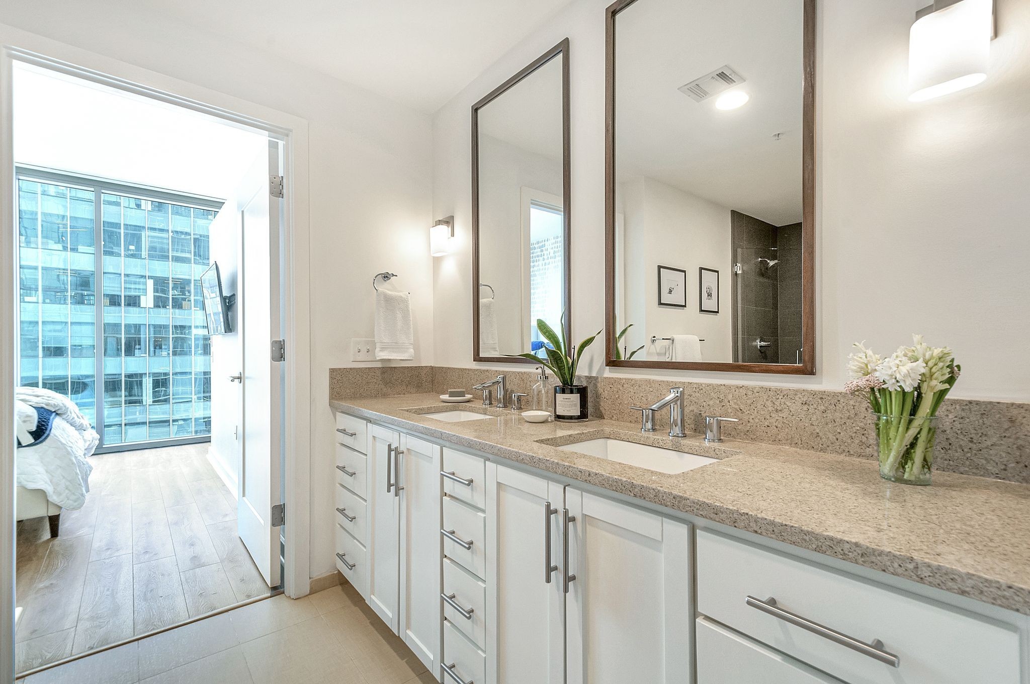 1212 Laurel St Unit: 914