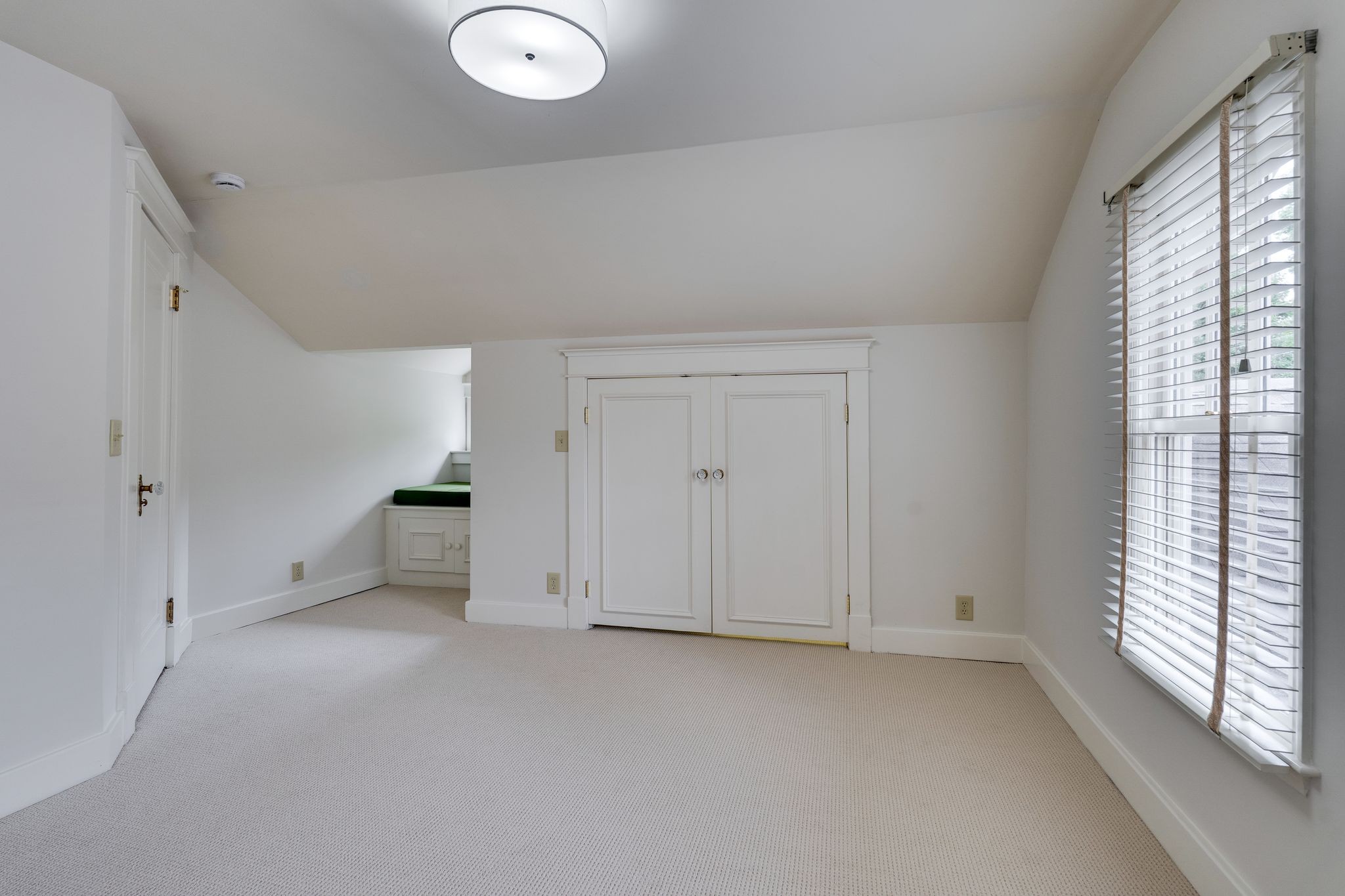 222 Carden Ave