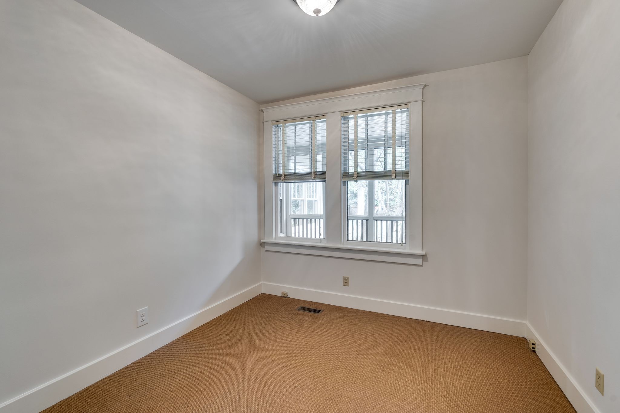 222 Carden Ave