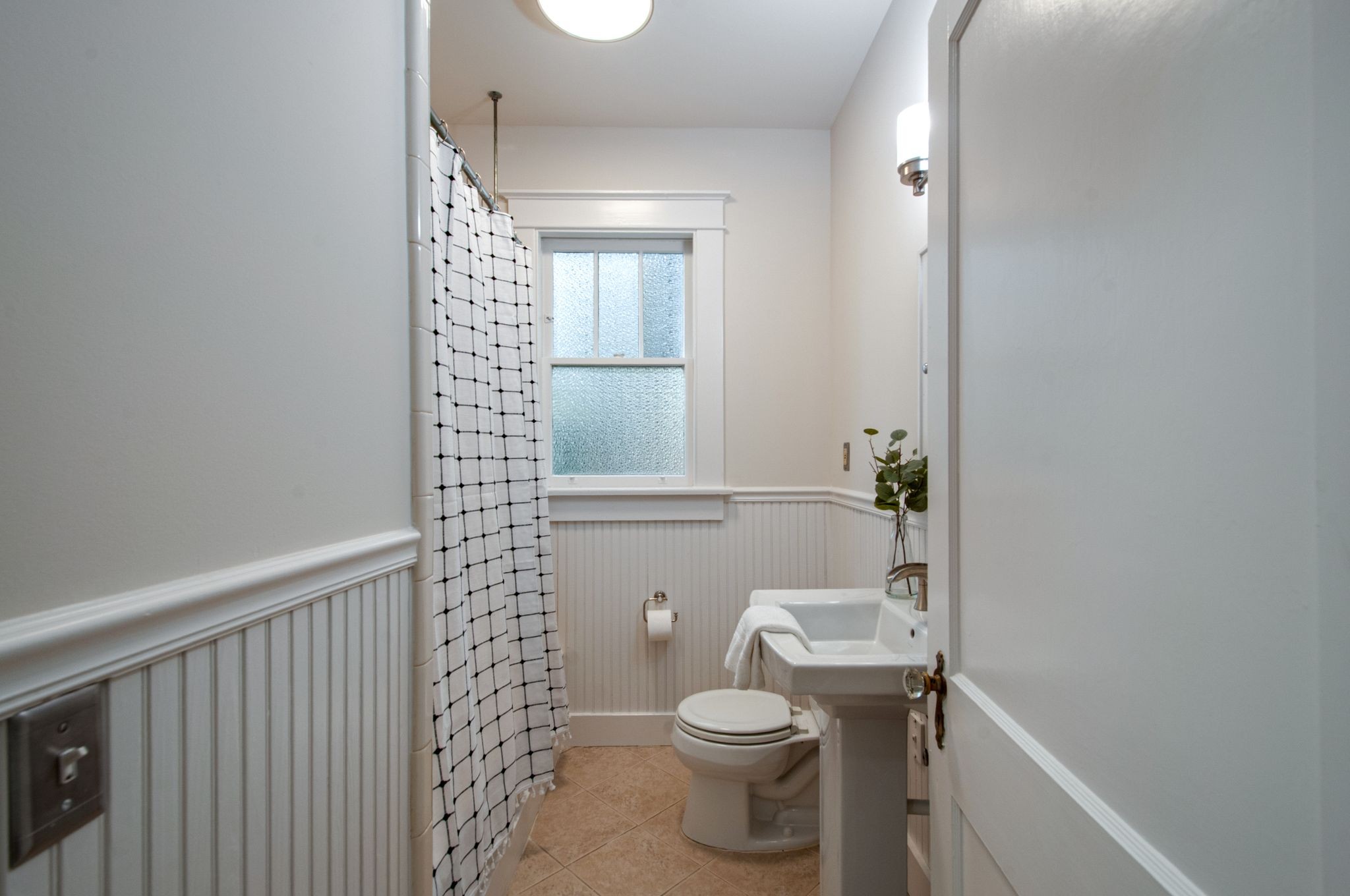 124 Bowling Ave