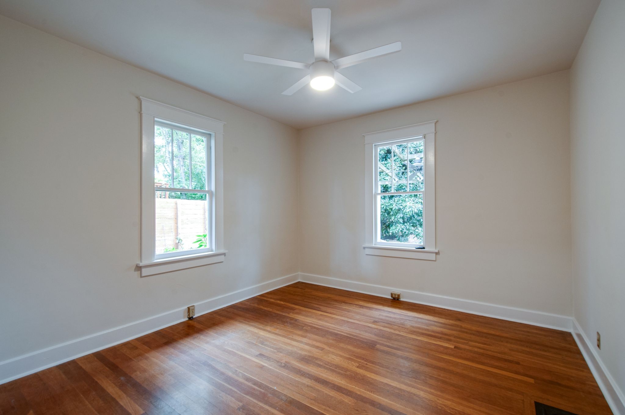 124 Bowling Ave