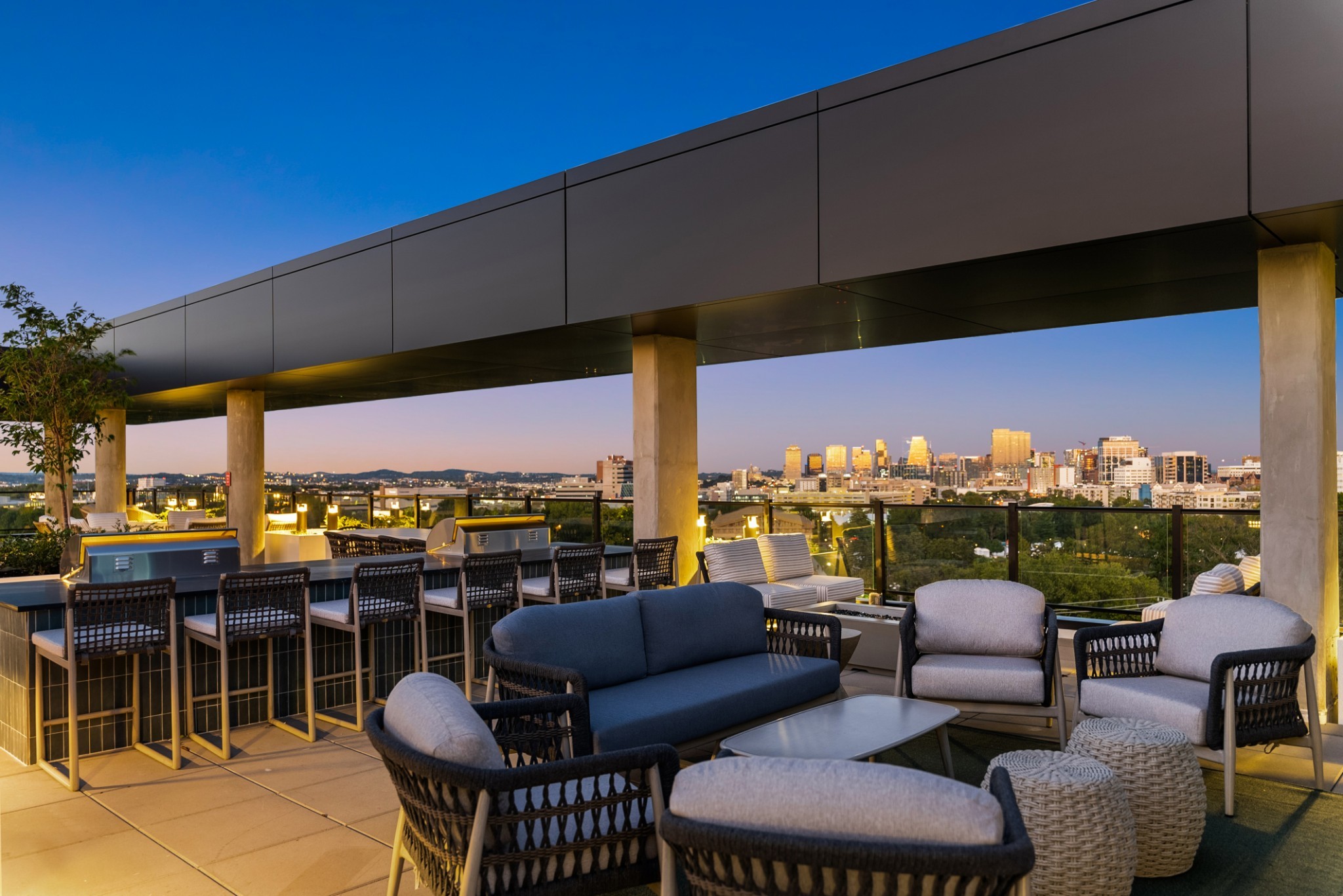 321 31st Ave, N Unit: 415