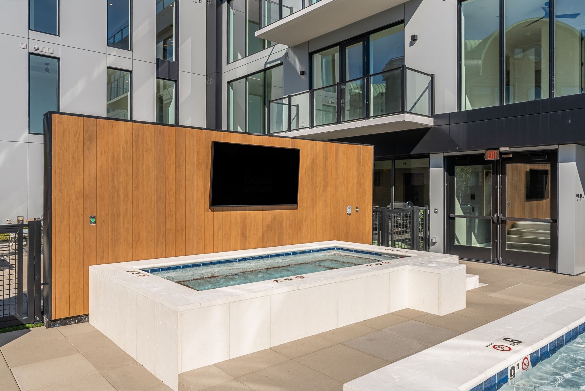 321 31st Ave, N Unit: 415