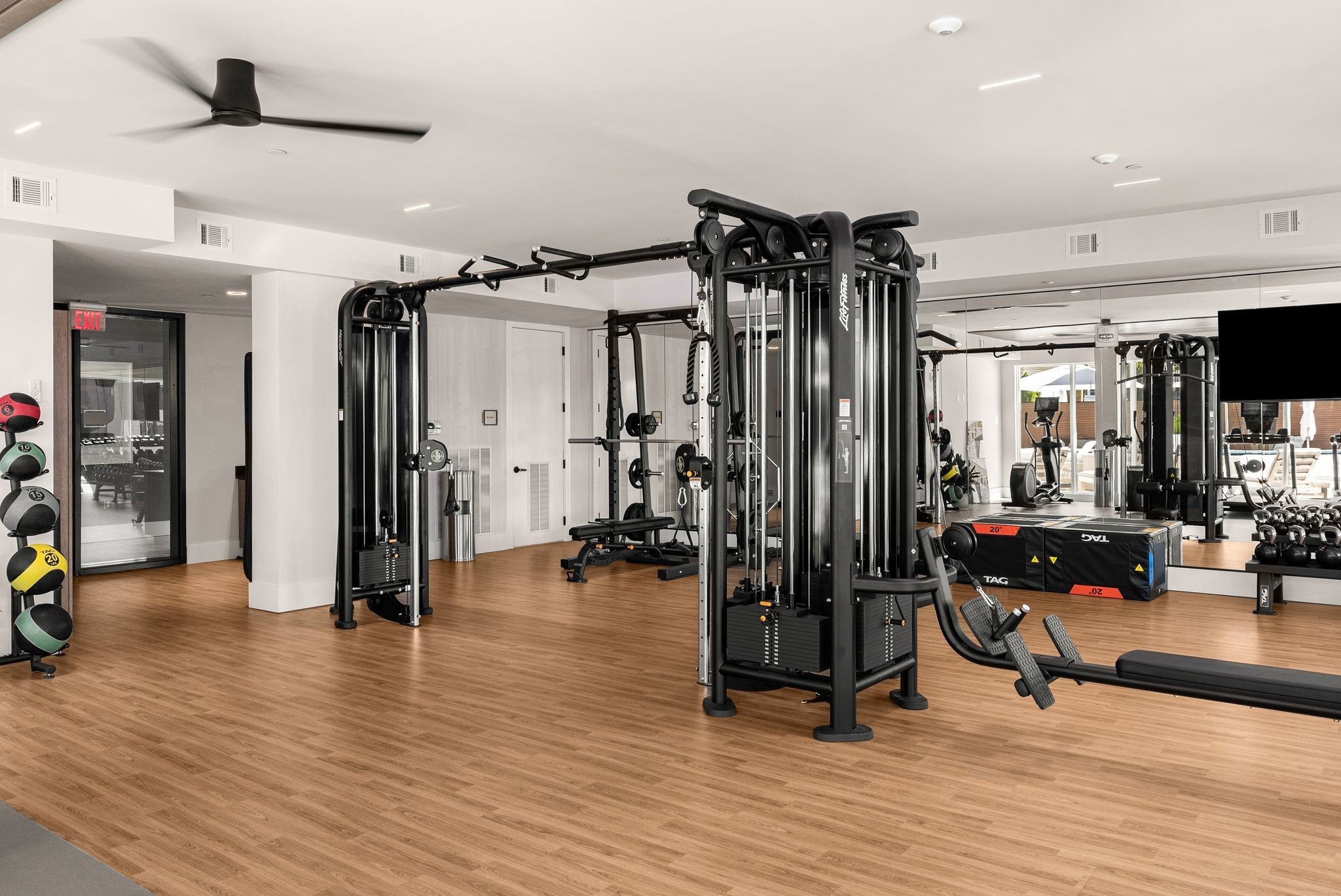 321 31st Ave, N Unit: 415