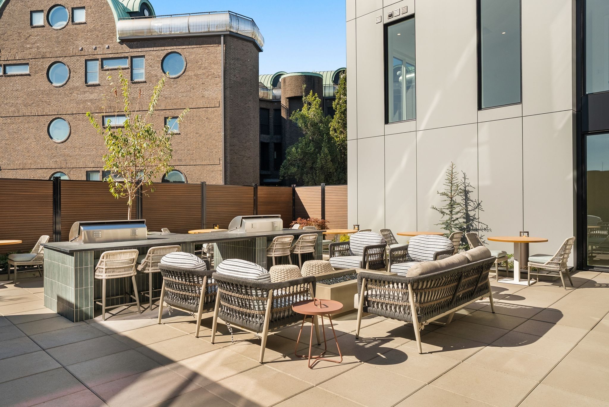 321 31st Ave, N Unit: 415