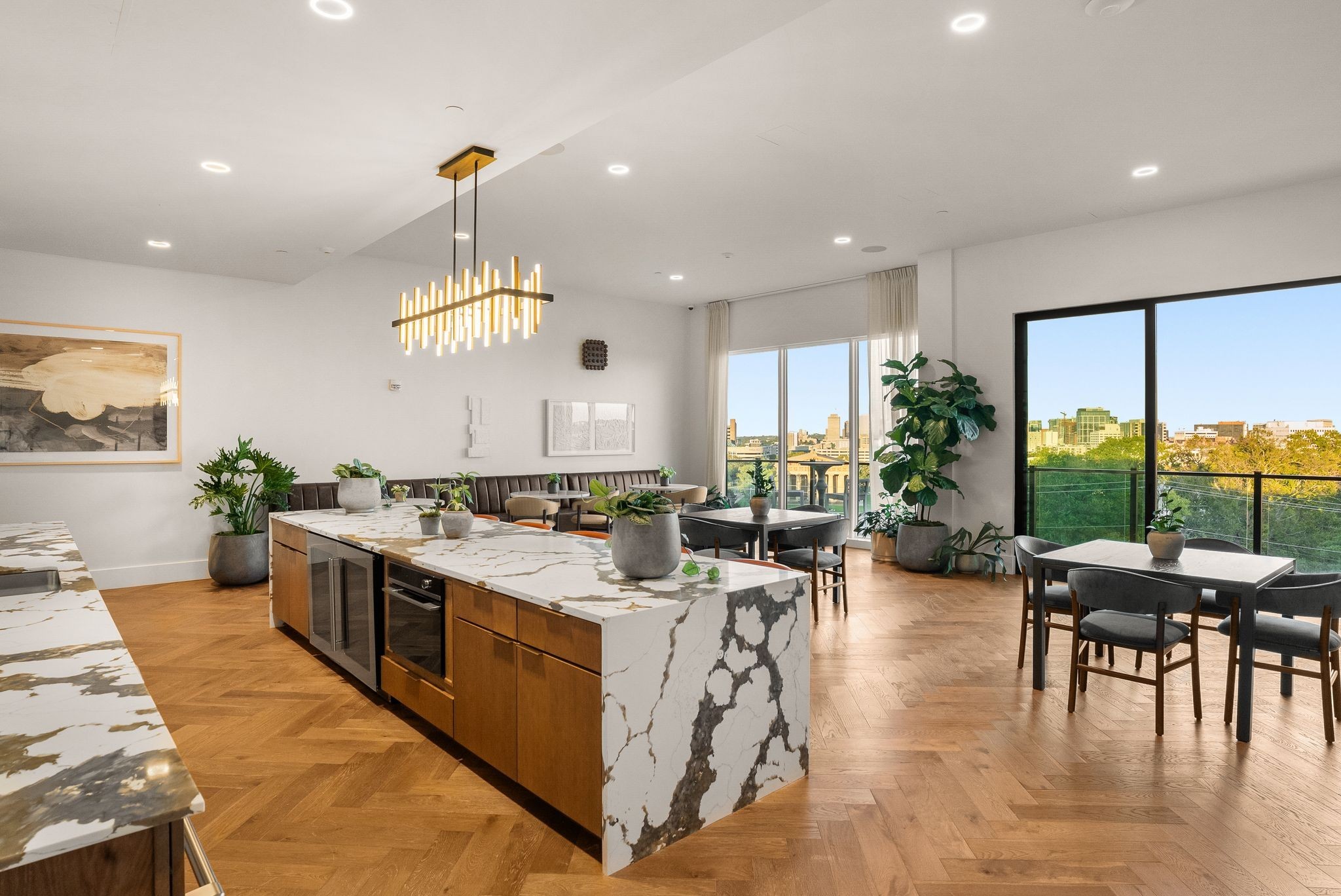 321 31st Ave, N Unit: 415