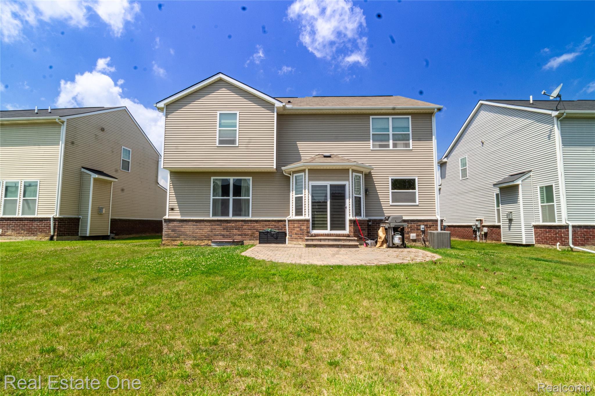 28406 OAKMONTE Circle E