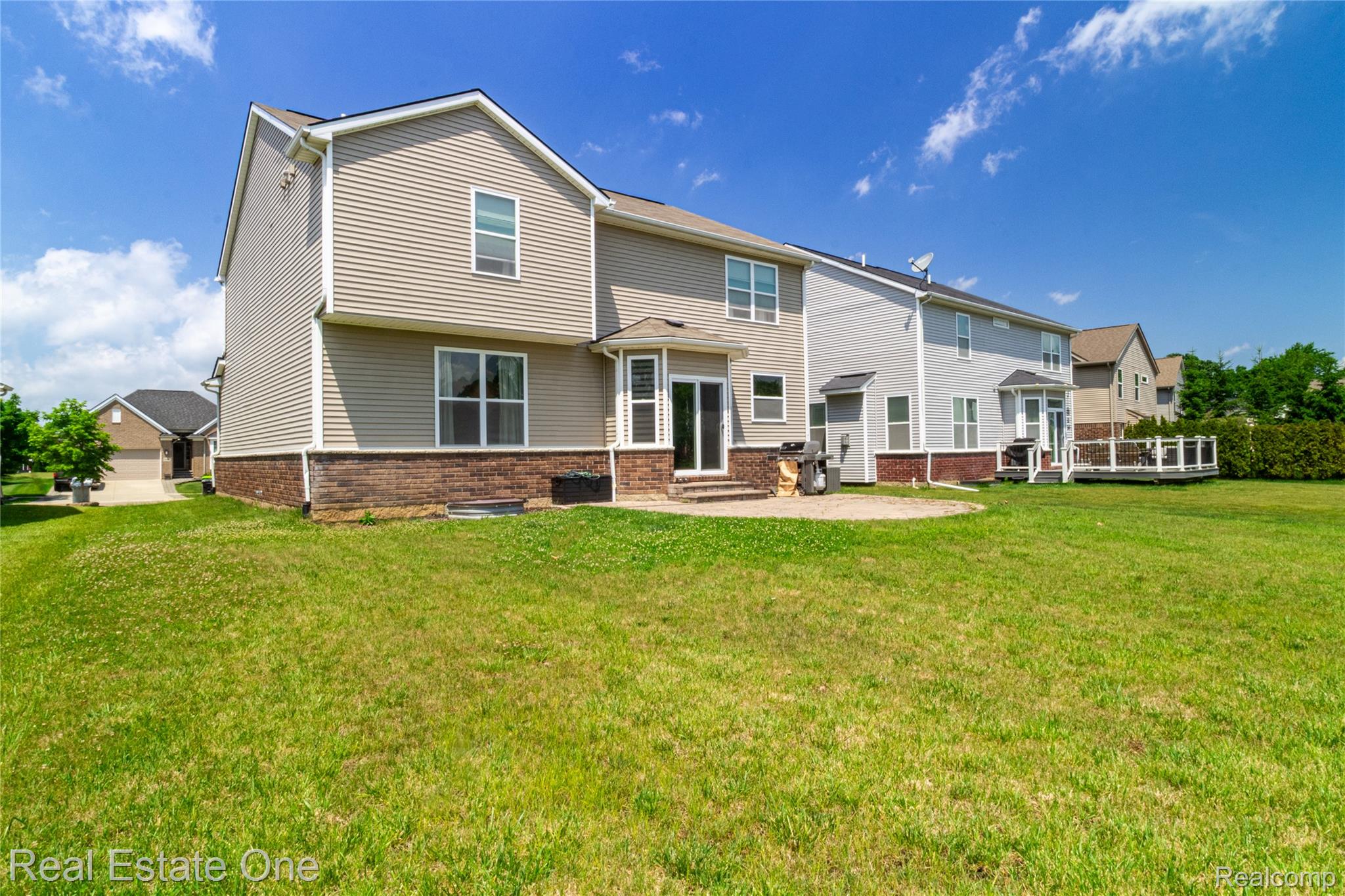 28406 OAKMONTE Circle E