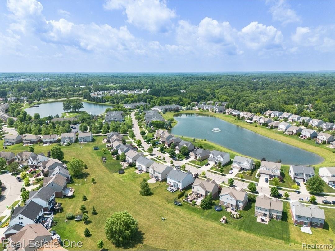 28406 OAKMONTE Circle E