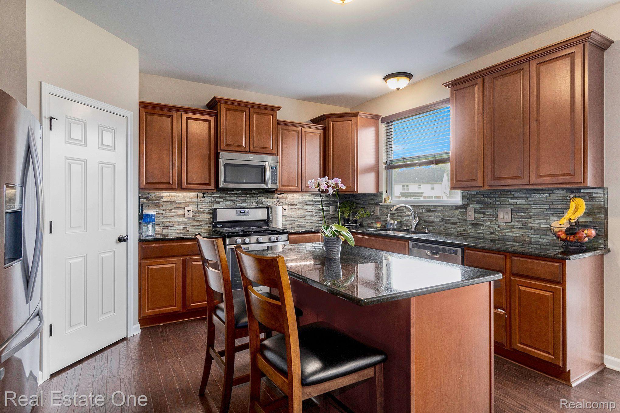 28406 OAKMONTE Circle E