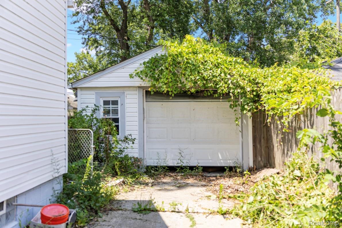 23747 Easterling Avenue