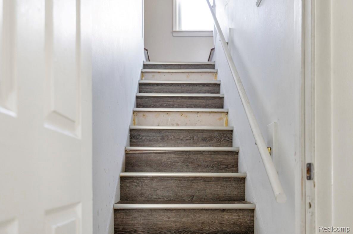 23747 Easterling Avenue