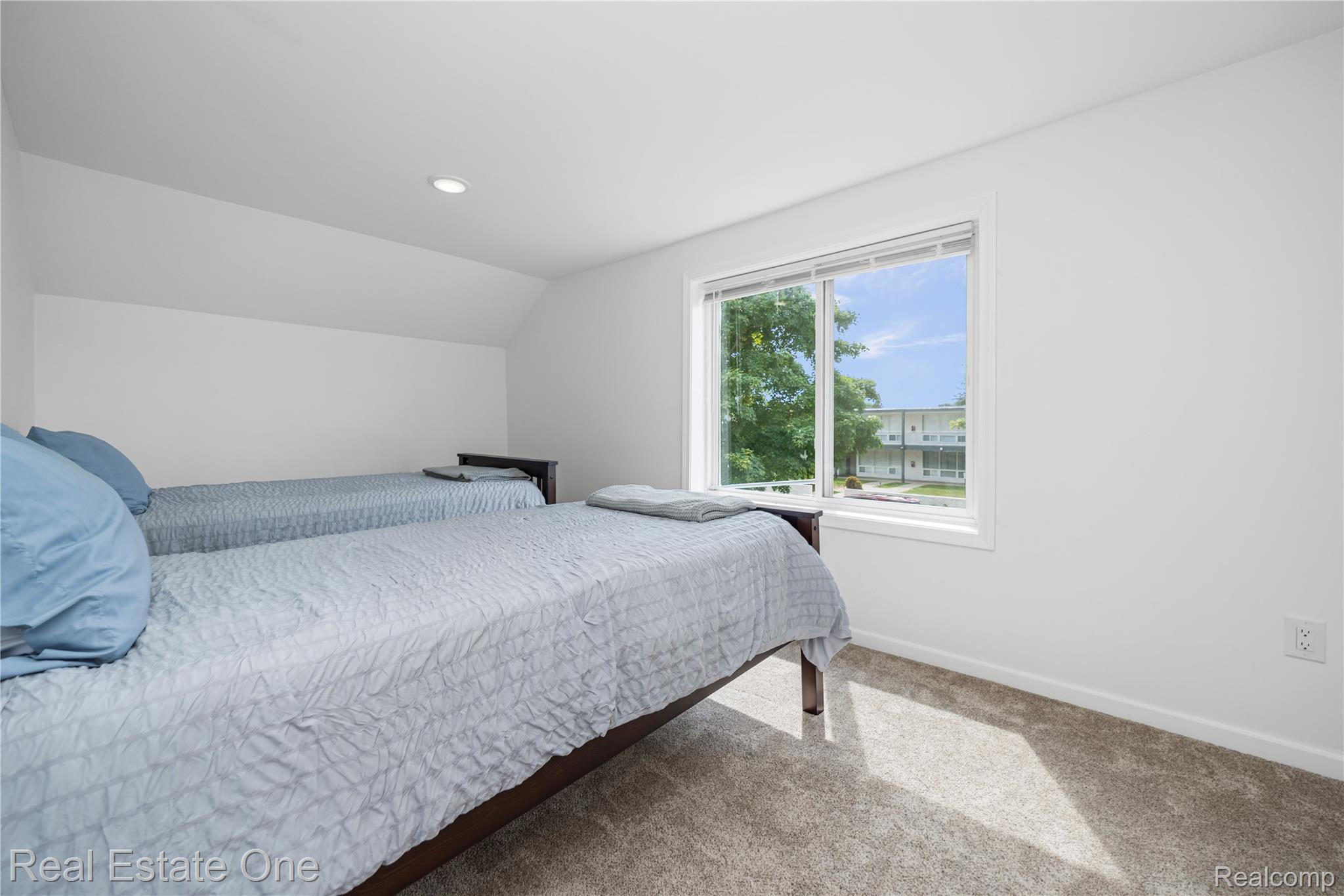 3420 Fairmont Road