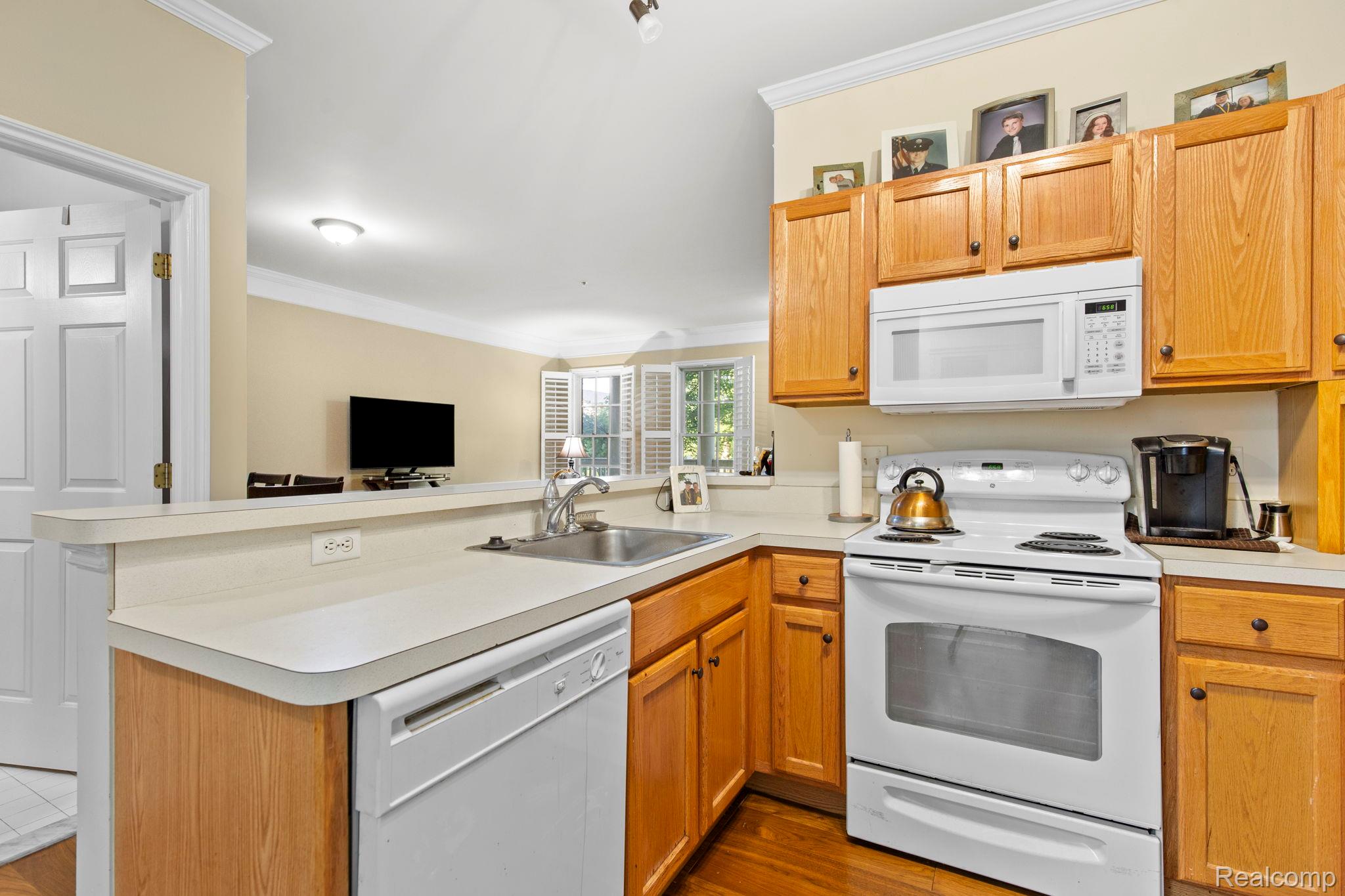 304 Constitution Street