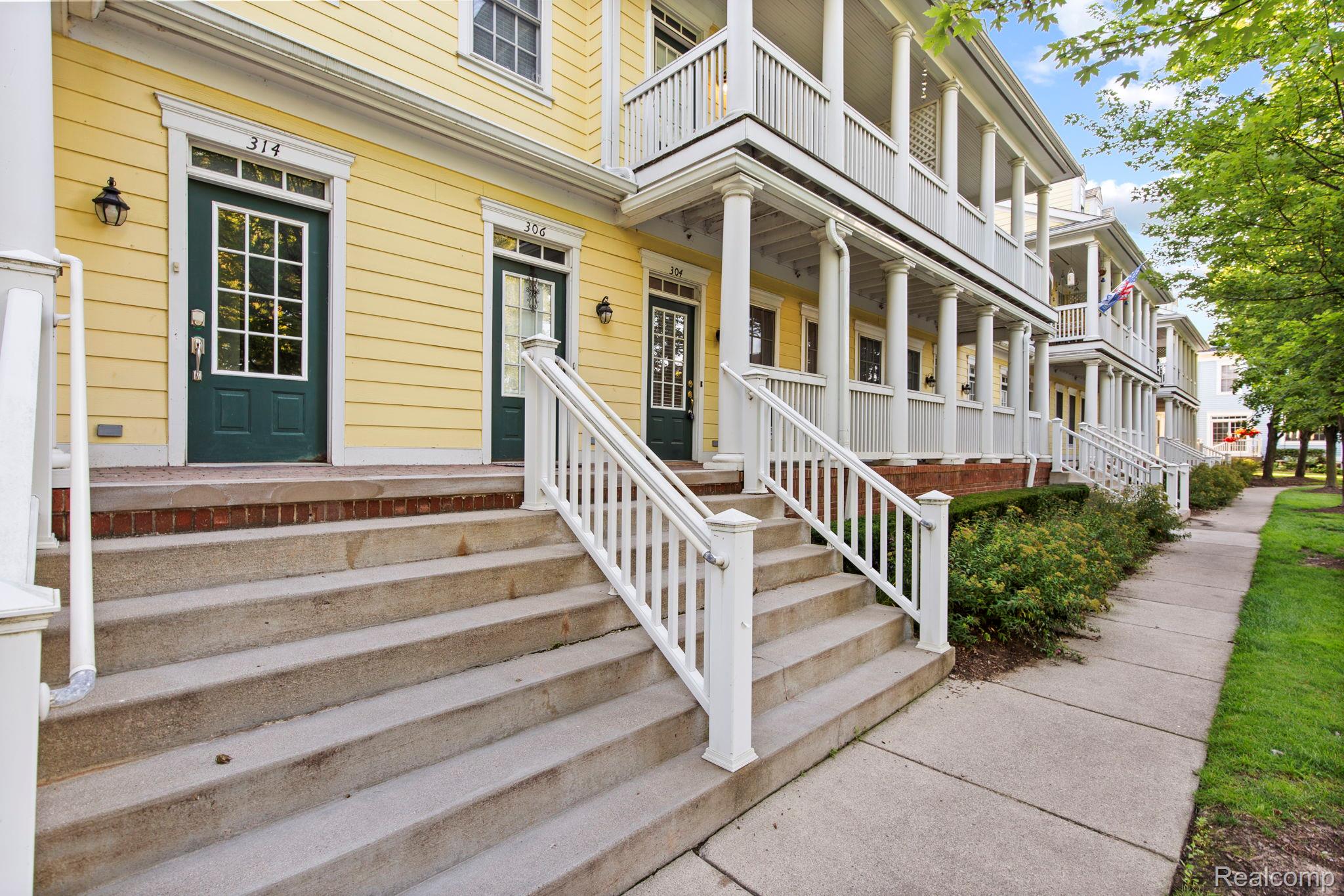 304 Constitution Street