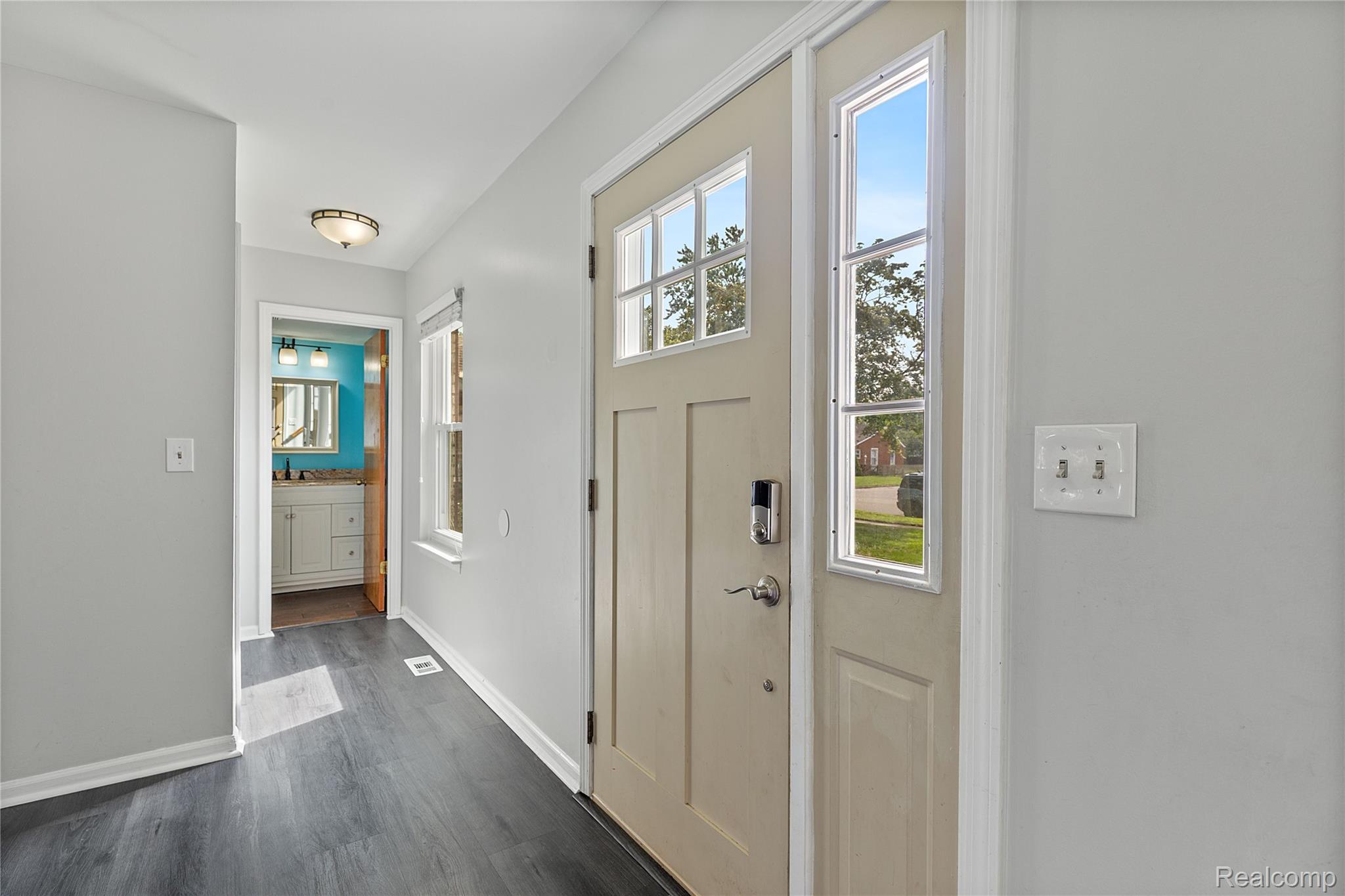 19296 Shadyside Street