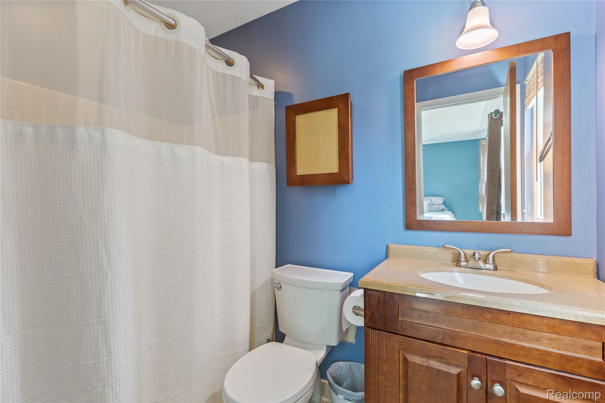 19296 Shadyside Street