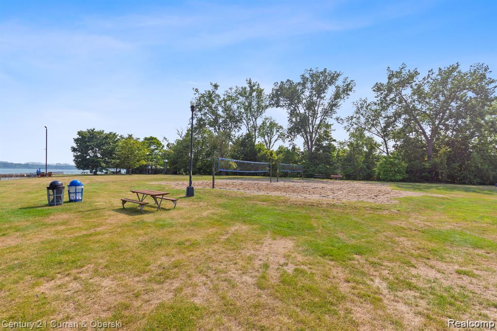 1386 Three Mile Drive