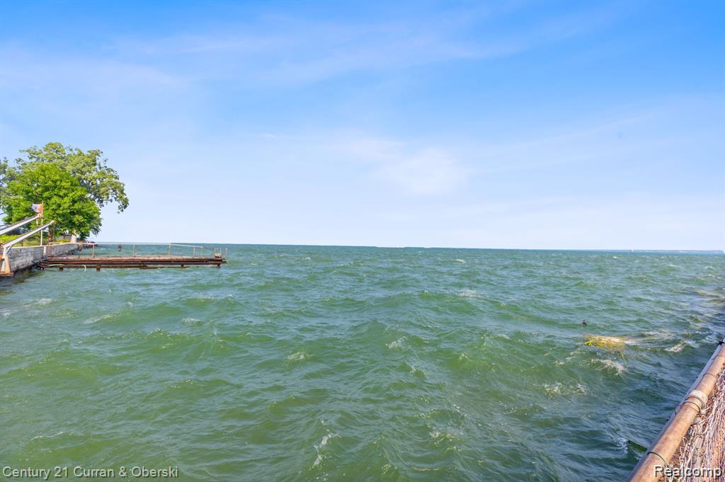 1386 Three Mile Drive