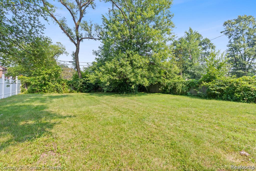 1386 Three Mile Drive