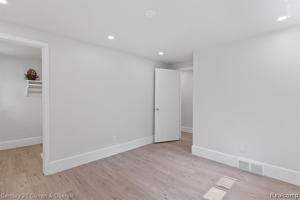 1386 Three Mile Drive