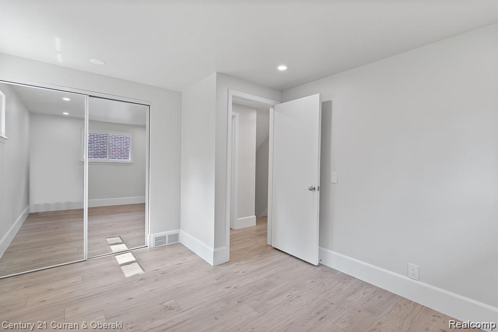 1386 Three Mile Drive