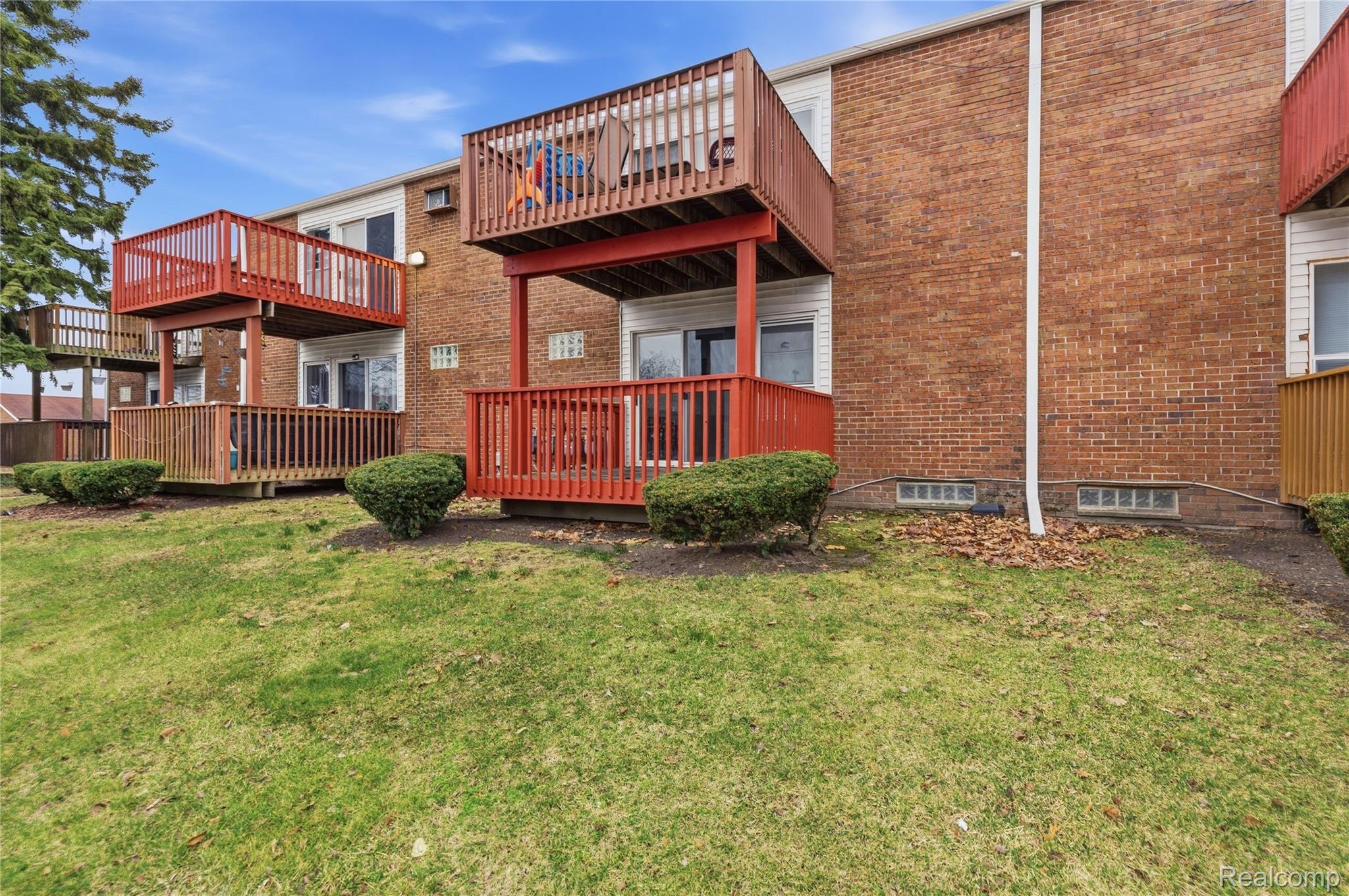 631 McDougall Street