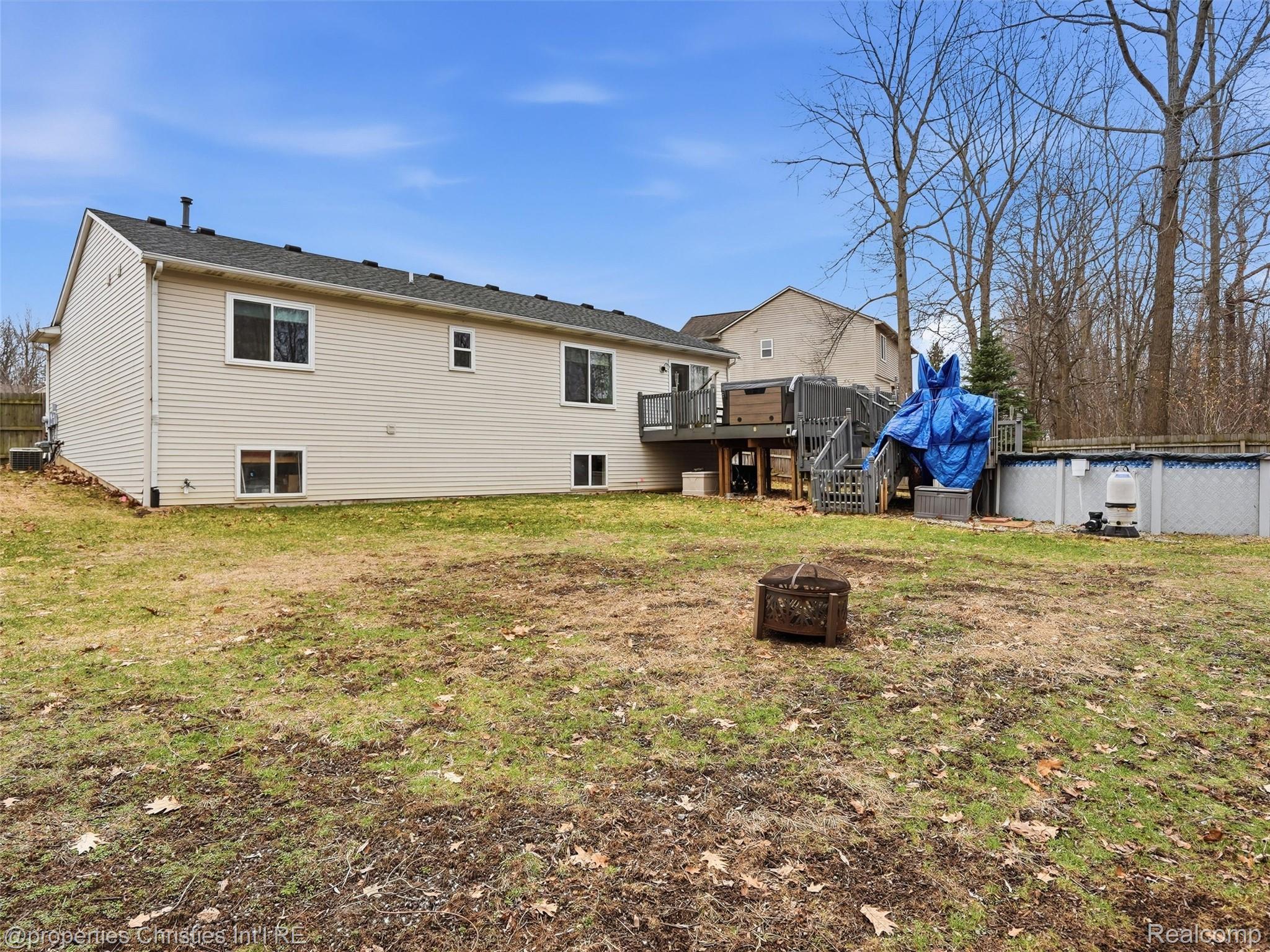 517 Cove View Drive