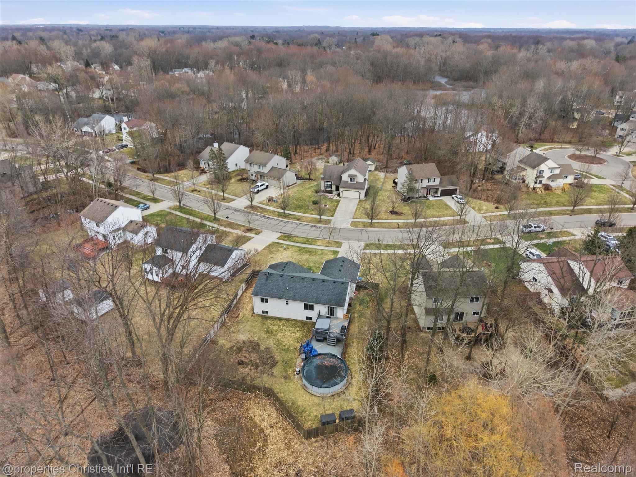 517 Cove View Drive