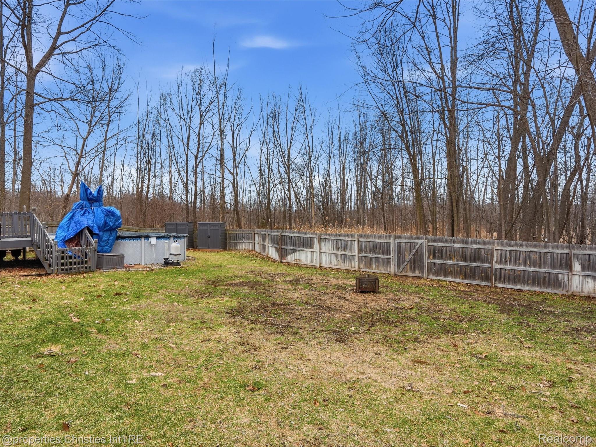 517 Cove View Drive