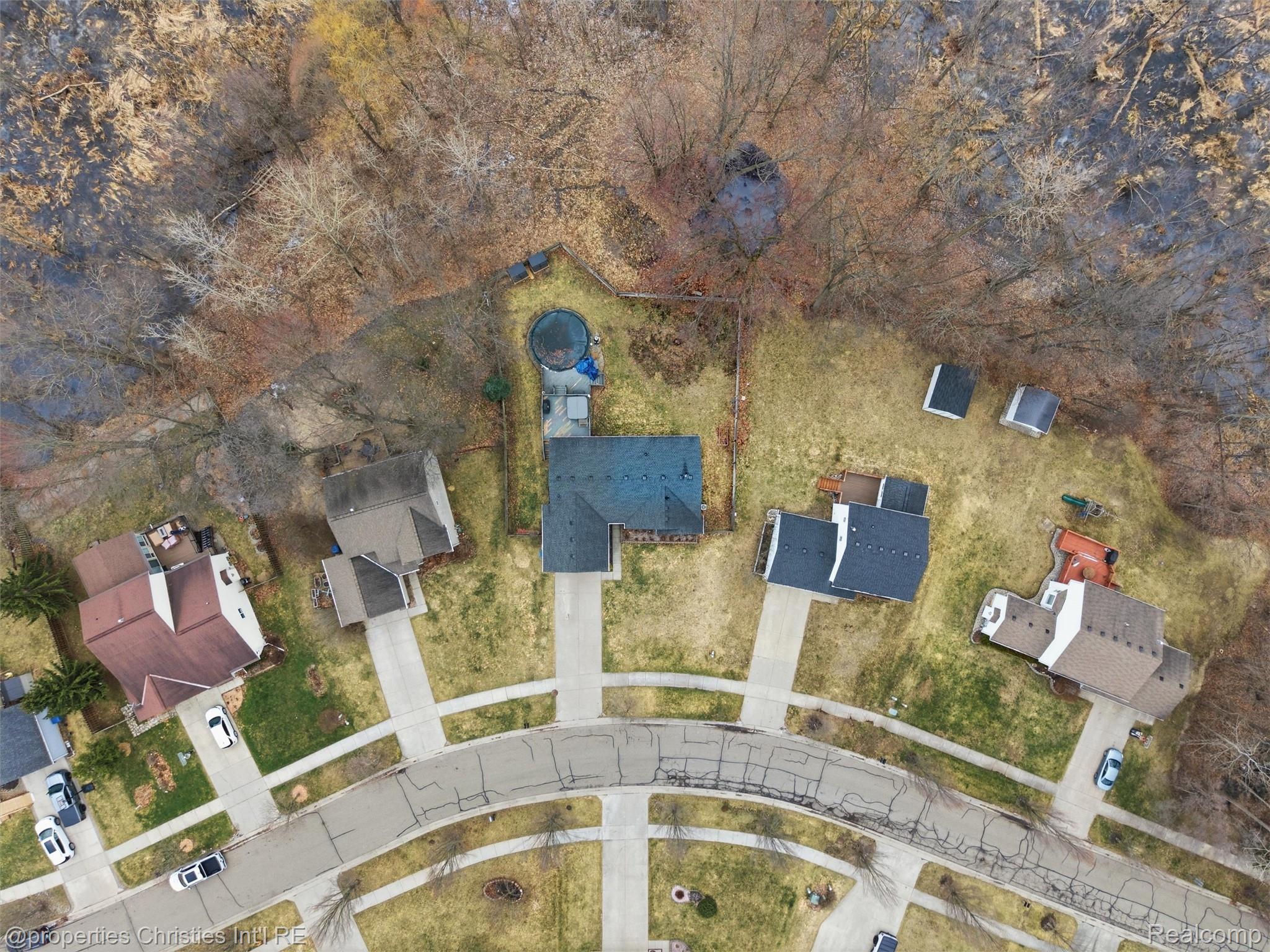 517 Cove View Drive