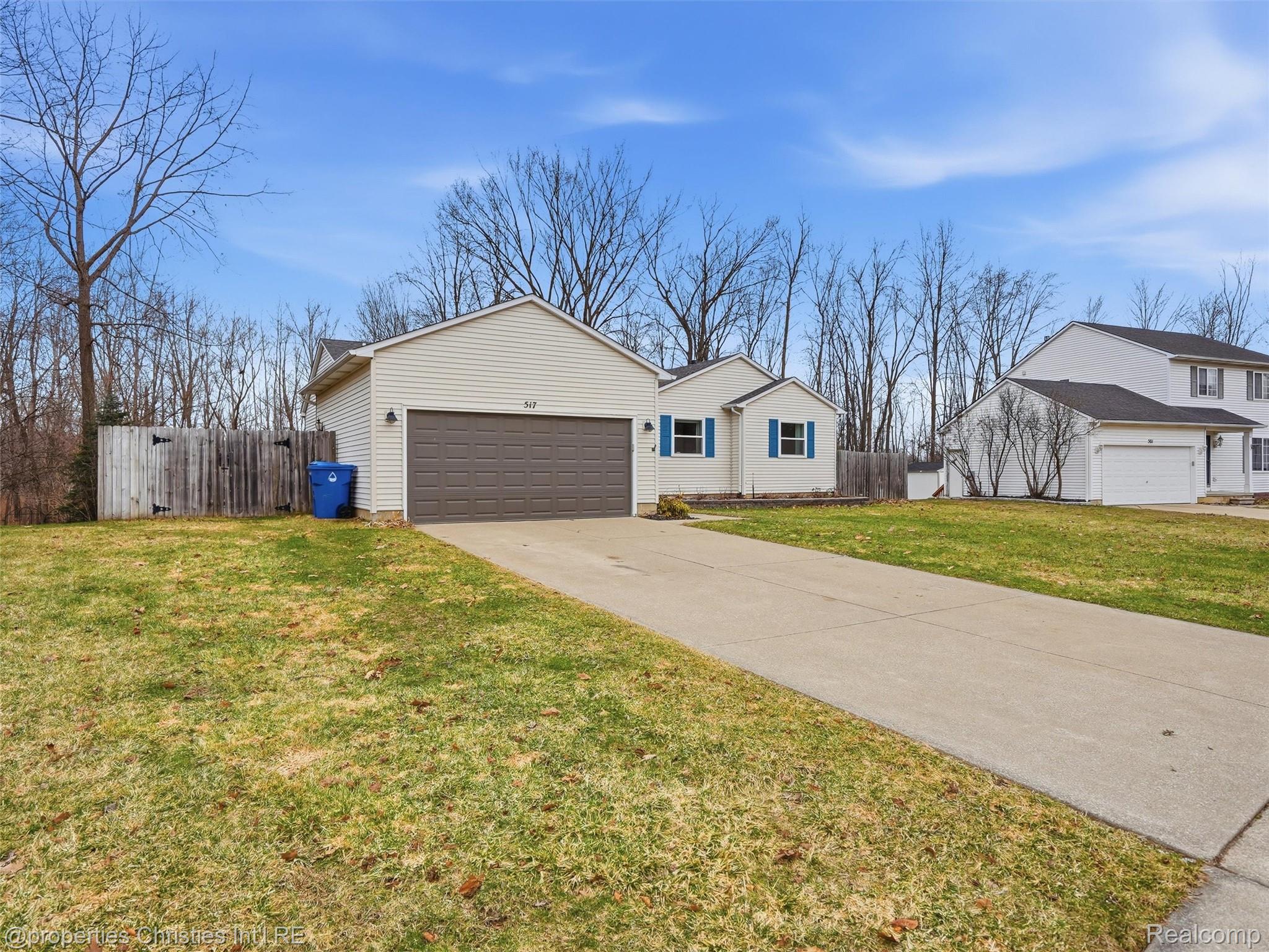 517 Cove View Drive