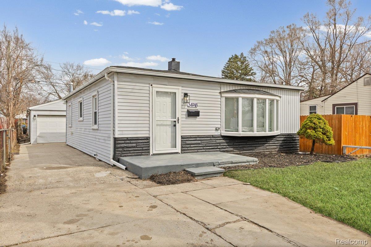 34948 Richard Street