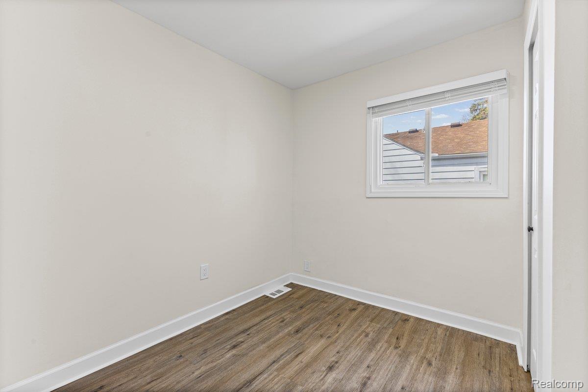 34948 Richard Street