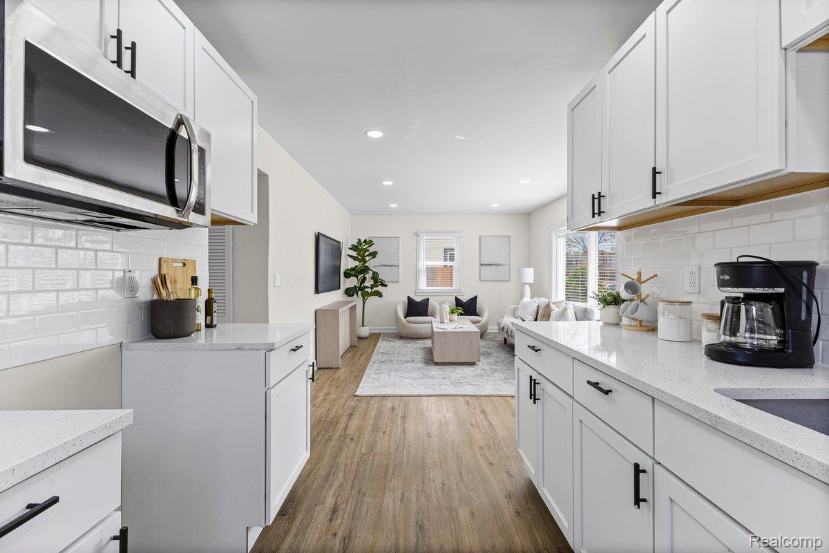 34948 Richard Street