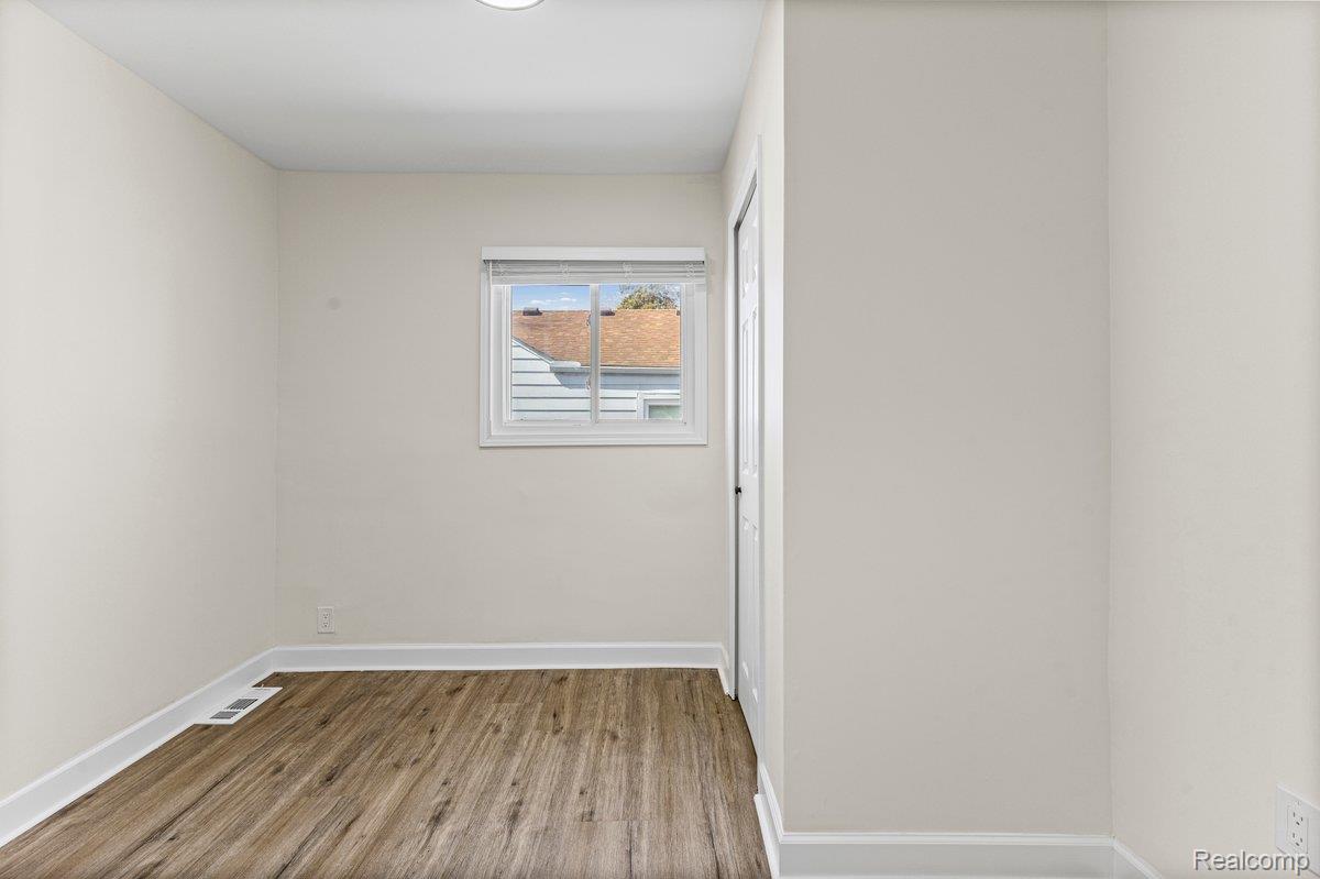 34948 Richard Street