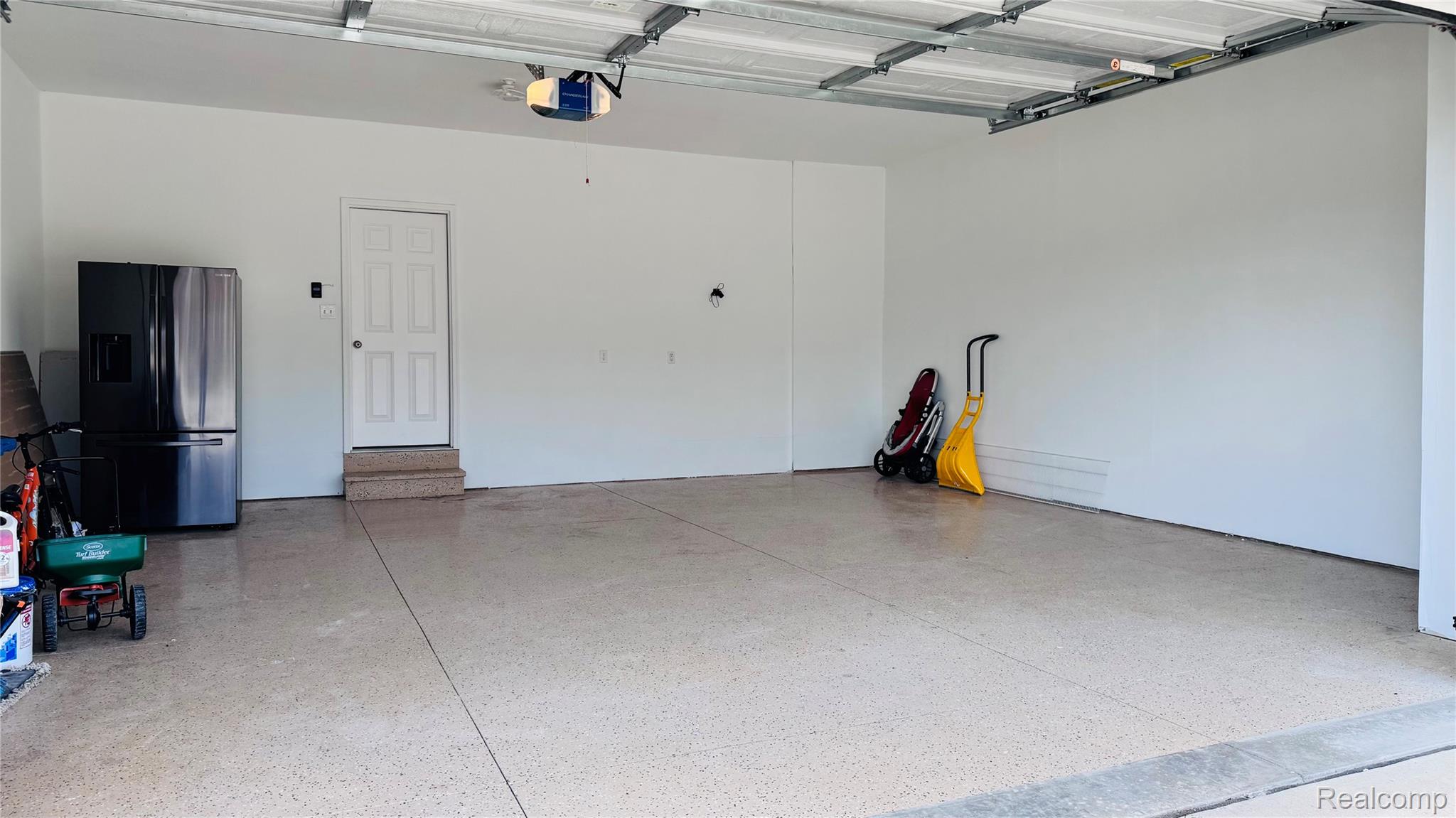 912 Petersburg Drive