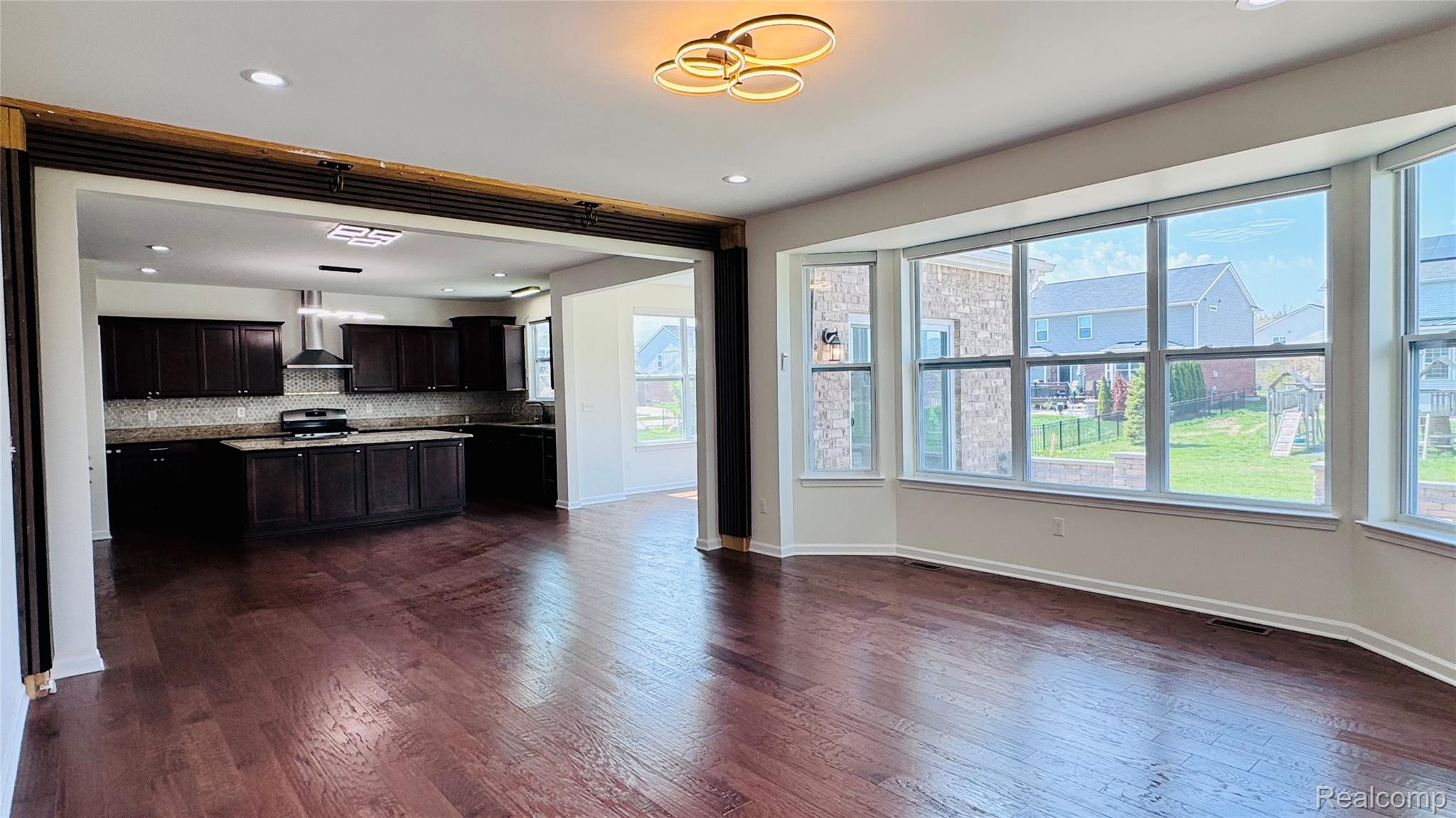912 Petersburg Drive