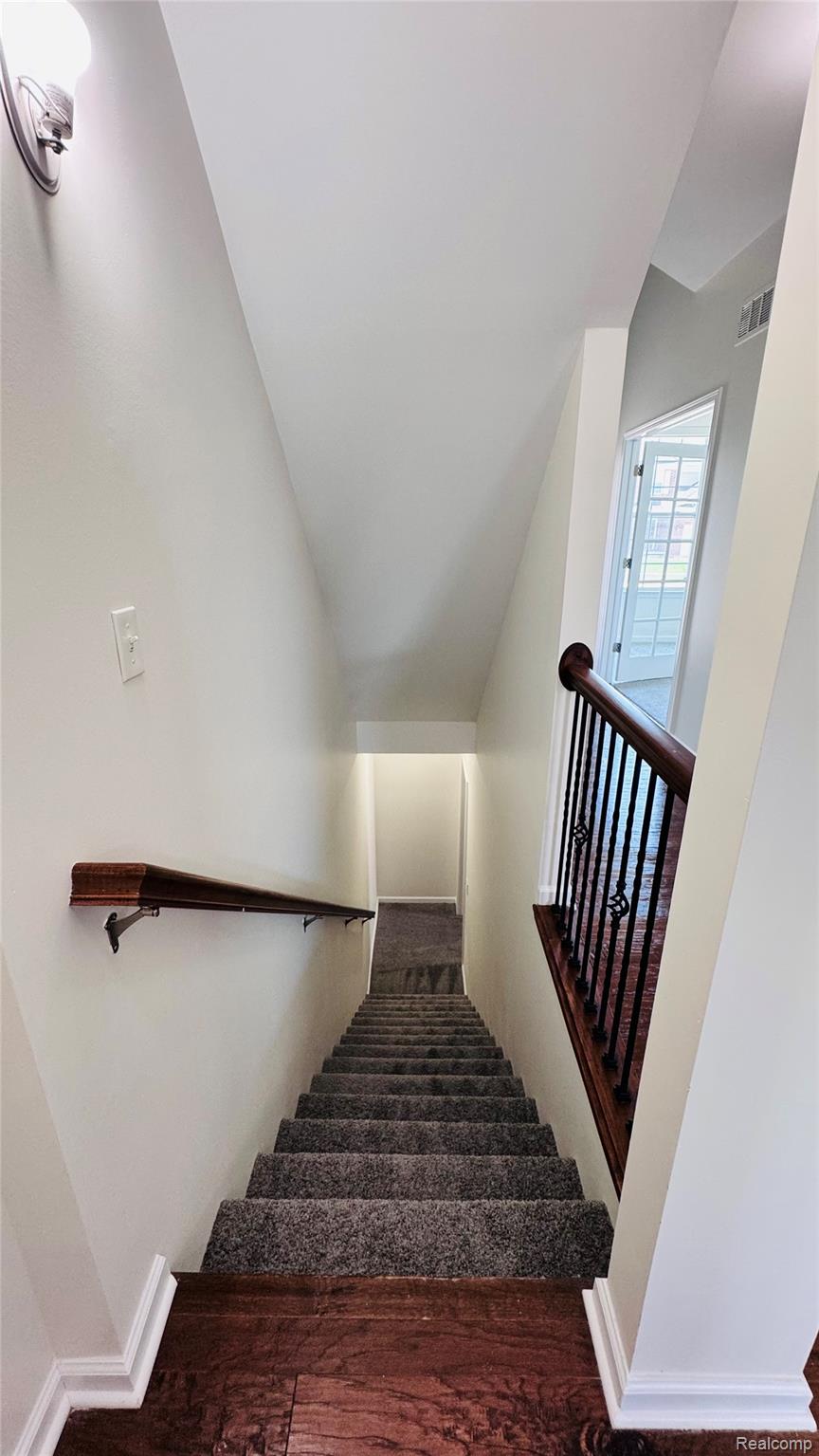 912 Petersburg Drive