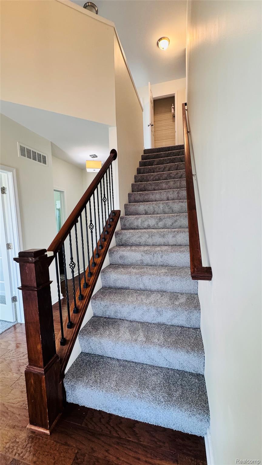 912 Petersburg Drive
