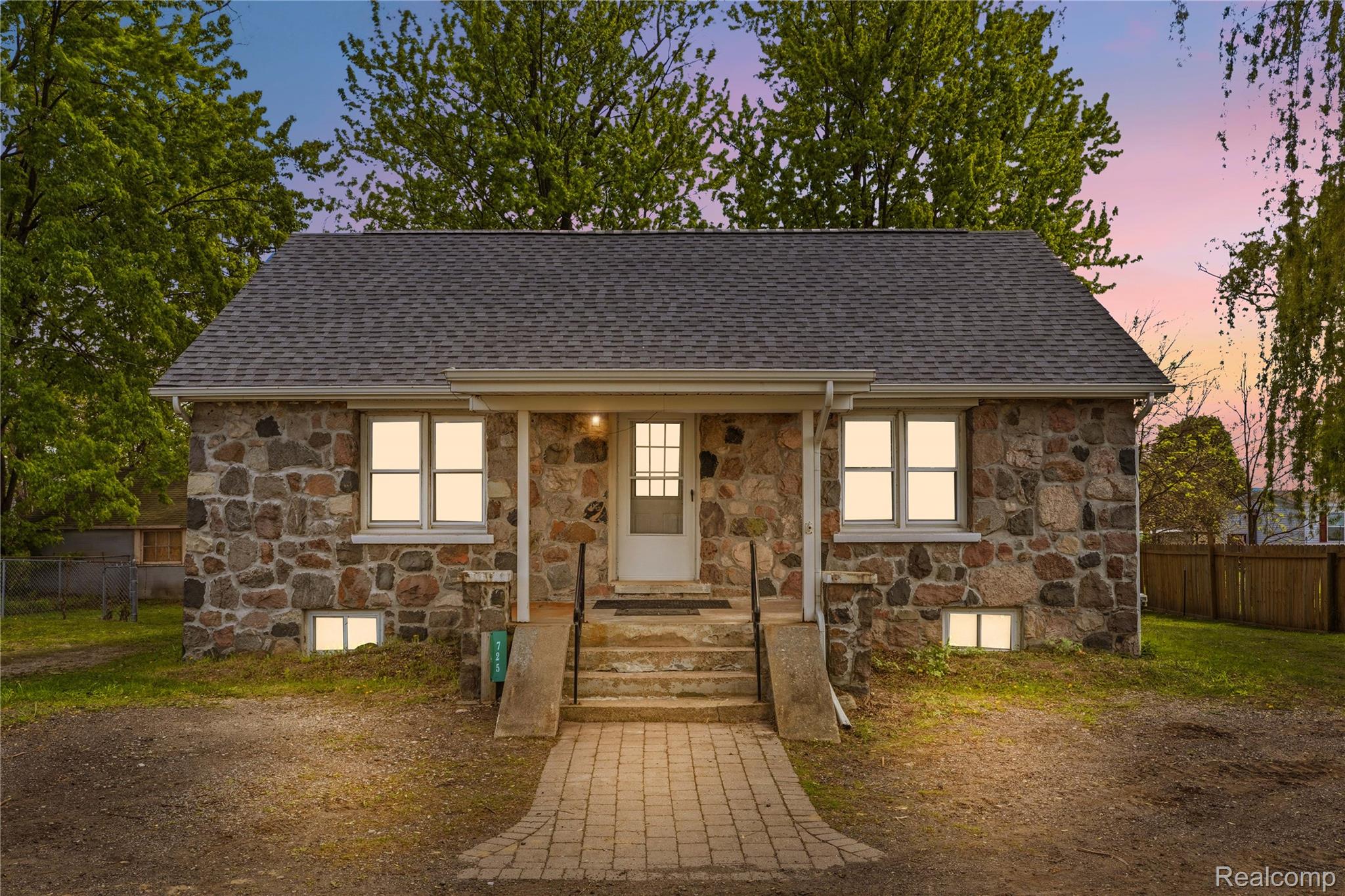 725 Mason Road